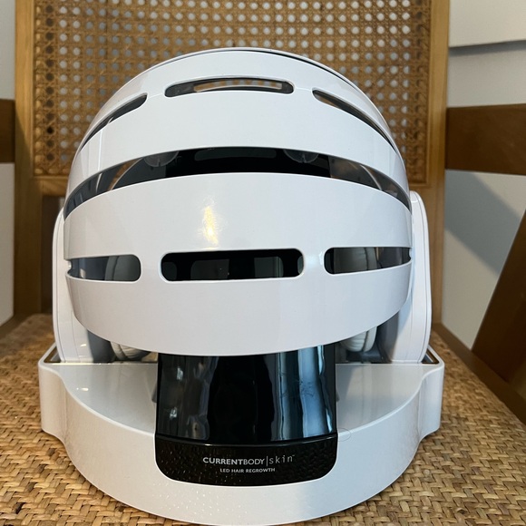 Current Body LED Hair Growth Helmet - Picture 4 of 8